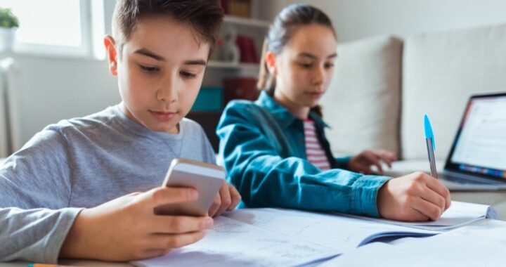 How to Use Apps to Build Resilience in Children