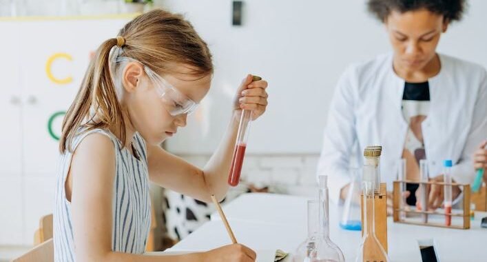 Top Science Experiment Apps for Budding Scientists